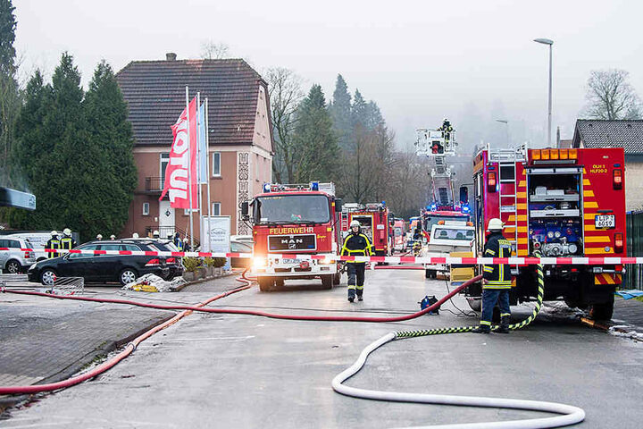 Mit Großaufgebot war die Feuerwehr vor Ort.