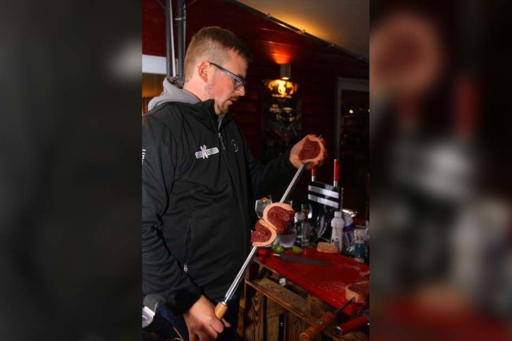 Fleisch darf bei einem richtigen Grillen natürlich nicht fehlen.