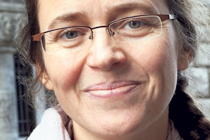 Ulrike Wolf
(44), Leipziger
Musikerin:
„Meine Stimme
bekommt
das Bündnis
Grundeinkommen
BGE. Ich
möchte, dass alle Menschen
finanziell abgesichert sind,
auch wenn sie sich in prekären
Lebenssituationen befinden.“
