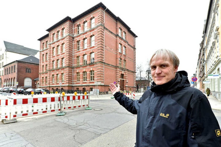 Grünen-Stadtrat Bernhard Herrmann (51) kann sich ein generelles Tempo 30 vorstellen.