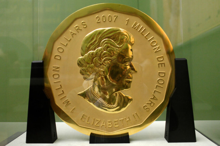 Von der 100 Kilogramm schweren Goldmünze "Big Maple Leaf" fehlt weiterhin jede Spur.