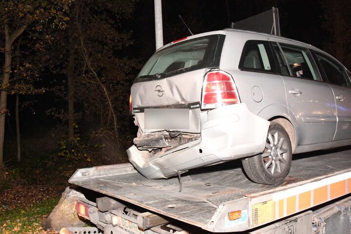 Sie alle erlitten bei dem Crash Verletzungen.