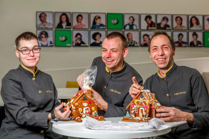 Tina Töpler (25), Tobias Klengel (32) und Ronny Kretzschmar (42) von "Luby Service" haben hier ganze Arbeit geleistet.