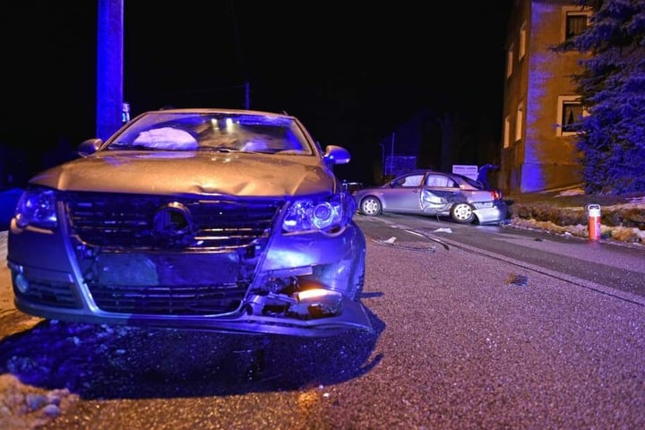 Der Unfall ereignete sich auf der Bundesstraße 97.