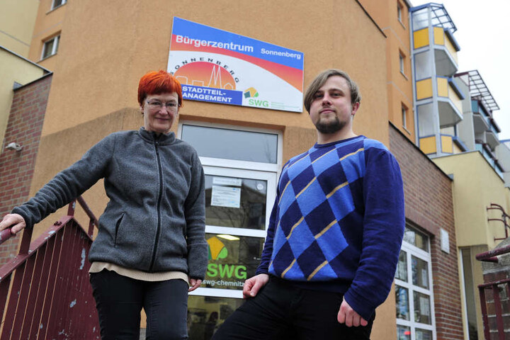 Elke Koch (65) gibt nach zehn Jahren den Staffelstab als Stadtteilmanagerin an Renè Bzdok (29) weiter.
