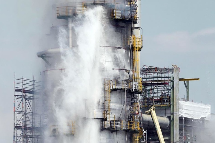 Für die Umgebung der Raffinerie bestand nach dem Brand keine Gefahr, so die Feuerwehr.