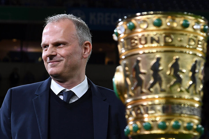 S04-Sportvorstand Jochen Schneider vor dem DFB-Pokal Spiel der Schalker gegen Werder Bremen am 3. April diesen Jahres.