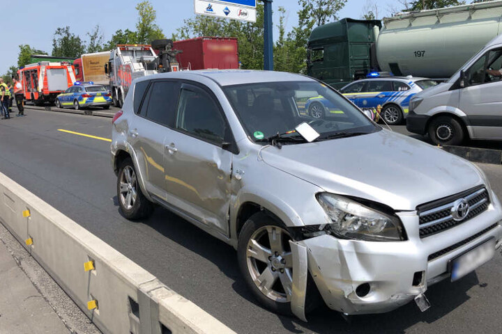 Die Insassen des Wohnwagen-Gespanns wurden nicht verletzt.