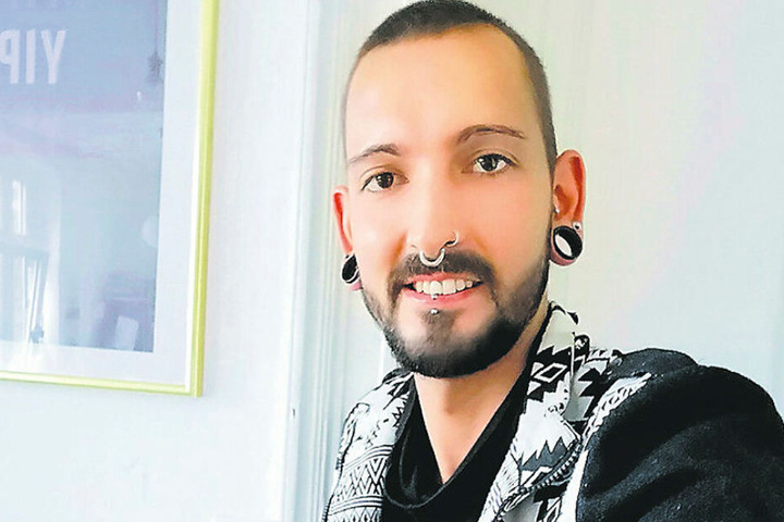 "Bares für Rares"-Händler Fabian Kahl (27) kann nicht nur Raritäten finden und kaufen, sondern auch wieder herrichten.