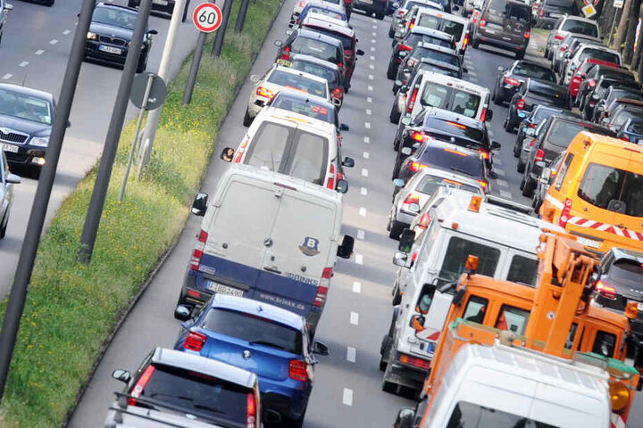 Die Luftqualität ist aufgrund des enormen Verkehrs auch in München ein großes Thema. (Symbolbild)