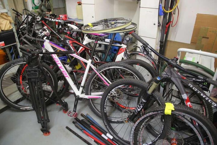 Wer sein Fahrrad seit Jahren in Dresden vermisst, hat nun gute Chancen, es wiederzubekommen.