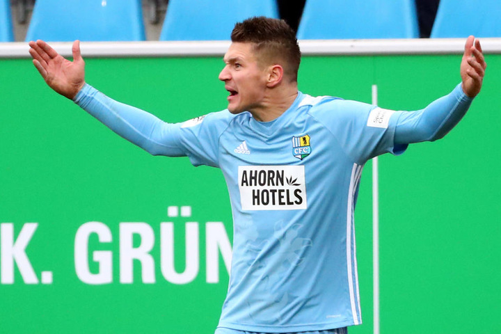 CFC-Torjäger Daniel Frahn hatte in den vergangenen Wochen viele Gründe, wie ein Rohrspatz zu schimpfen. Seine Treffer reichten nicht für Punkte, weil's hinten immer wieder zu einfach klingelt.