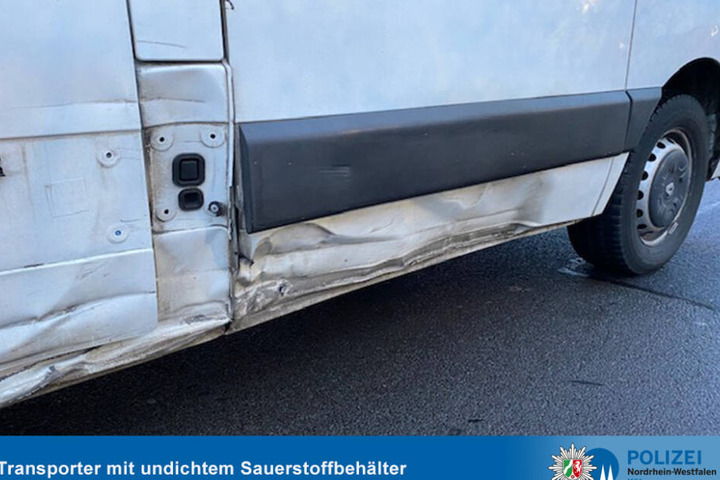 Bei der Überprüfung entdeckte die Polizei weitere Mängel am Fahrzeug.