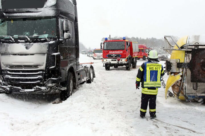 Die Autobahn war über Stunden blockiert.