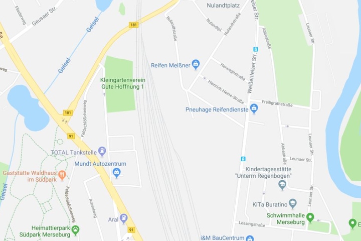Der Brand soll sich in einer Wohnung an der Weißenfelser Straße ereignet haben.