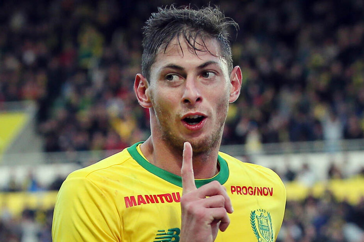 Emiliano Sala starb auf dem Weg nach Wales bei einem Flugzeugabsturz.