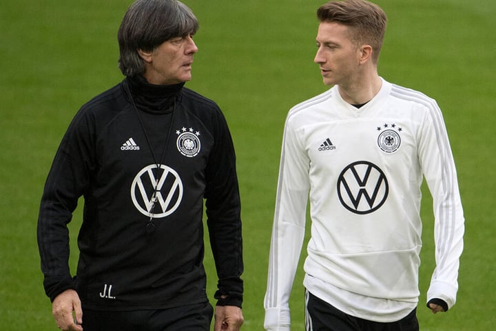 Marco Reus hätte gerne Mats Hummels wieder im DFB-Team, Joachim Löw bleibt jedoch hart und verzichtet auf den 30-Jährigen.