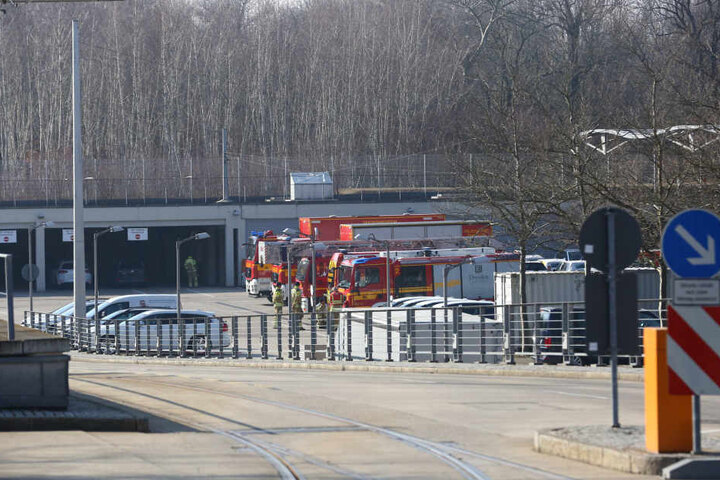 Die Feuerwehr konnte schnell die Ungefährlichkeit des Briefes feststellen.