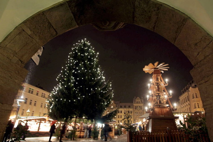 Um 17.45 Uhr ist es auch in Plauen soweit, der diesjährige Weihnachtsmarkt wird eröffnet.
