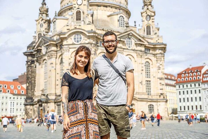 Haben einen Ozean überquert: Julieth Mendez und Andrés Montenegro (beide 25) aus Kolumbien sind vor allem der Kunst wegen in Dresden. Nächste Station: Albertinum.