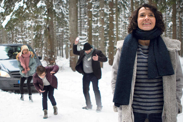 Gruppendynamik im Schnee: Der Ausflug von Lena Odenthal (Ulrike Folkerts, 56) und ihrem Team wird anders als erwartet.