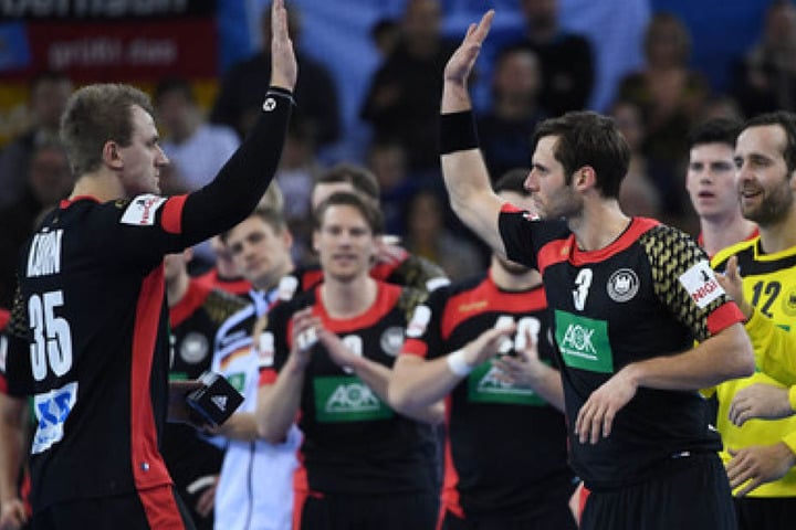 Im vierten Sieg landeten die Handballer den vierten Sieg.