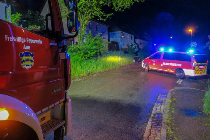 Am Dienstagabend musste die Feuerwehr in Aue zu mehreren Einsätzen ausrücken.