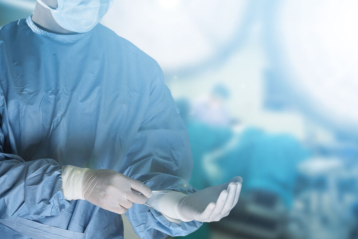 Der Tod einer Patientin im Anschluss an eine Schönheitsoperation ist nicht der erste Todesfall in der Klinik. (Symbolbild)
