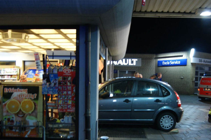 Nach Aussage der Frau ließ sich das Auto nicht bremsen.
