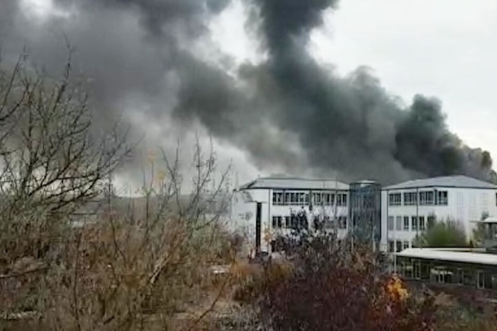 Ein Feuer war im größten deutschen Werk des Automobilzulieferers Bosch in Bamberg ausgebrochen.