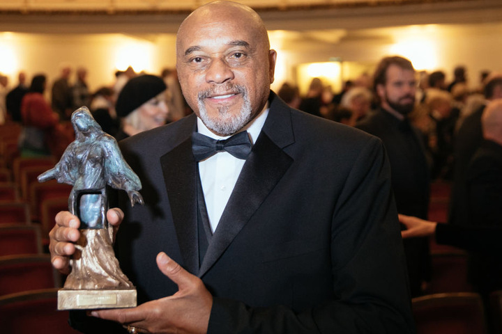 In diesem Jahr bekam der frühere Olympiasieger Tommie Smith (74) den Dresdner Friedenspreis.