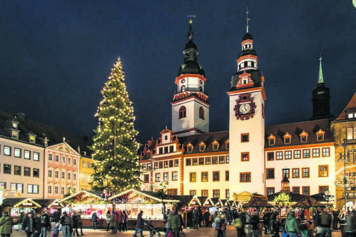 Verkürzter Budenzauber: Von Sonntag bis Donnerstag hat der Chemnitzer Weihnachtsmarkt dieses Jahr nur bis 20 Uhr geöffnet.