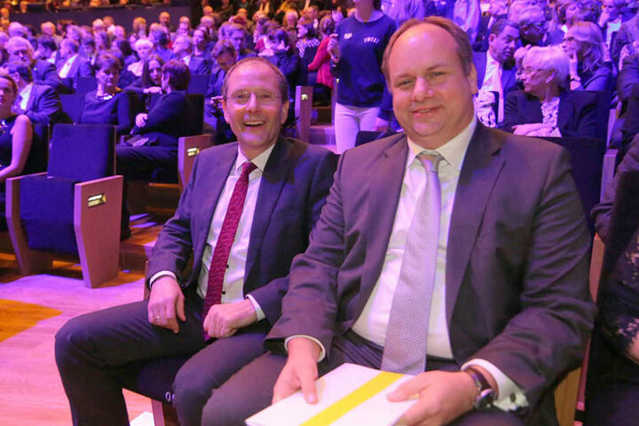Markus Ulbig (l.) und Dirk Hilbert bei der Eröffnungsveranstaltung.
