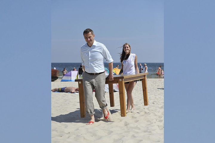 Als Wahlkampfhelferin war sie 2014 mit Martin Dulig (heute 45) am Ostseestrand auf "Küchentisch-Tour".