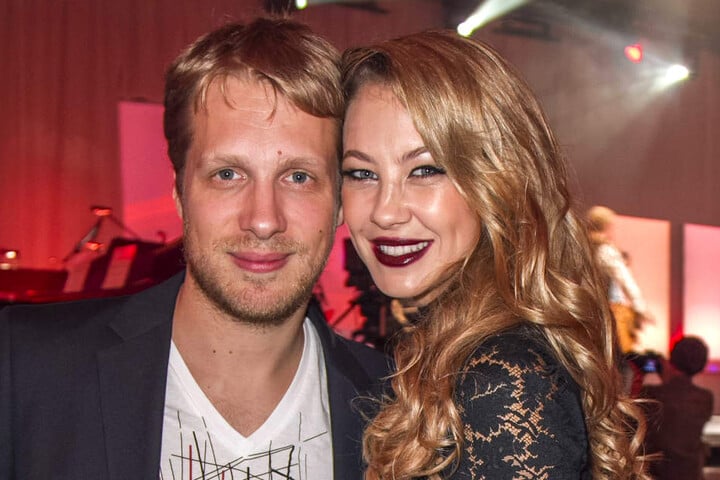 Von 2009 bis 2013 war Sandy mit Oliver Pocher (38) zusammen, mit ihm bekam sie bereits Zwillinge und eine Tochter.