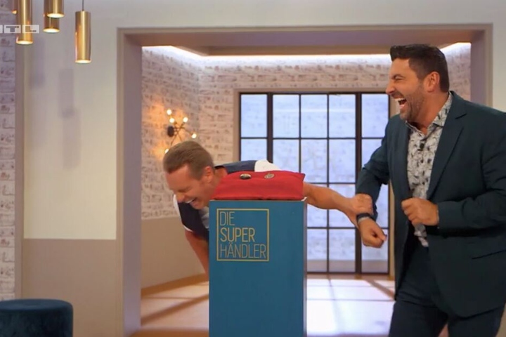 Am Ende können beide über den Streich lachen.