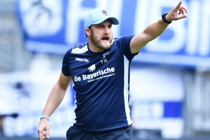 Löwen-Trainer Daniel Bierofka setzt gegen den VfL Osnabrück auf den Heimvorteil. (Archivbild)