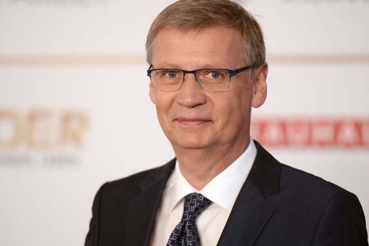 Moderator Günther Jauch sitzt seit 20 Jahren auf dem Moderatoren-Hocker.