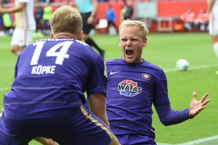 Sören Betram jubelt nach dem Tor gegen Ingolstadt.