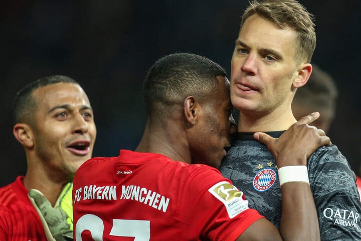 Bayern-Keeper Manuel Neuer nach dem Kantersieg gegen Hertha BSC. Jubel sieht anders aus.