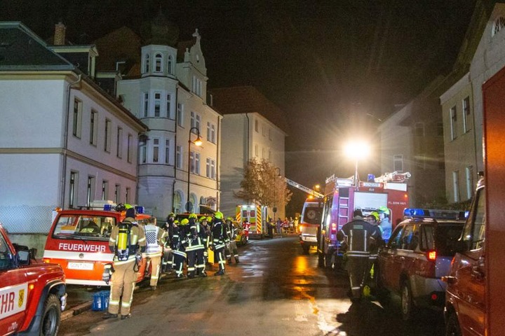 Ein Großaufgebot der Feuerwehr kam zum Einsatz.