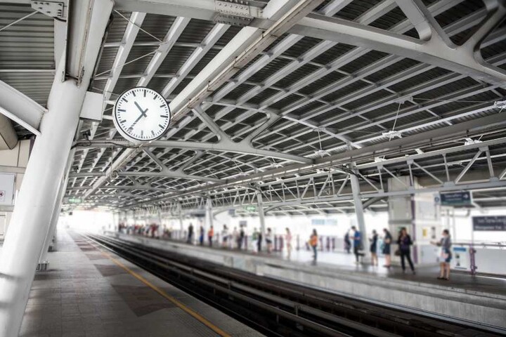 Der Bahnverkehr in Bad Oeynhausen wurde eingestellt. (Symbolbild)