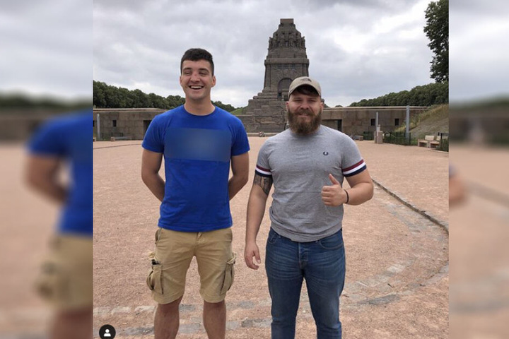 Max Thorne zusammen mit Alex Malenki, Chef der Identitären Bewegung in Leipzig. Das Foto postete der Identitären-Chef am Freitag auf Instagram.