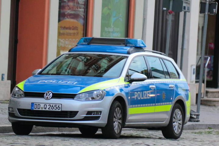 Die Polizei ermittelt wegen Körperverletzung und sucht Zeugen. (Symbolbild)