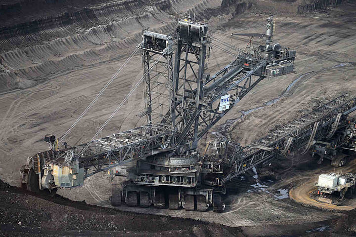 Der RWE-Tagebau Inden liegt zwischen Eschweiler und Jülich.