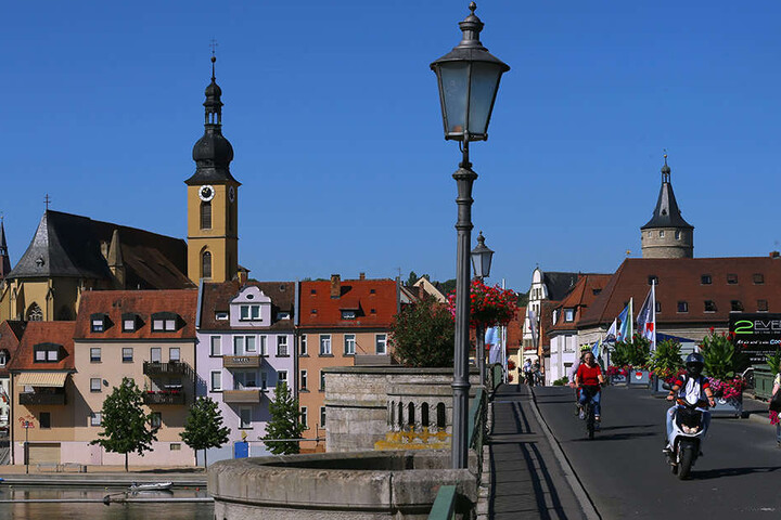 Den deutschen Hitzerekord stellt das bayerische Kitzingen 2015 mit 40,3 Grad Celsius gleich an zwei Tagen auf.
