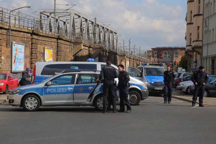 Die Polizei ist bereits angerückt.