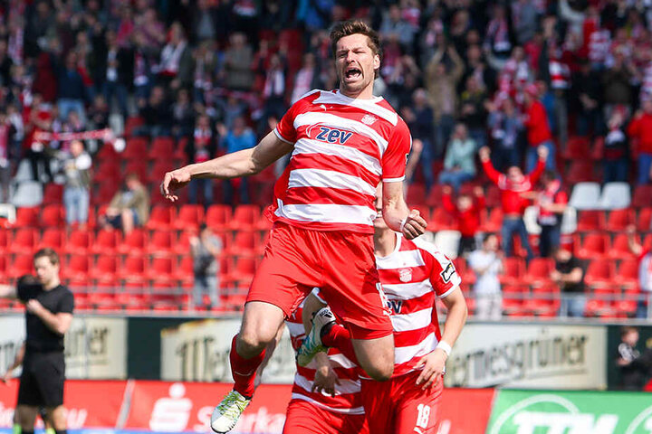 Netzte im dritten Jahr in Folge dreistellig ein: FSV-Knipser Ronny König.