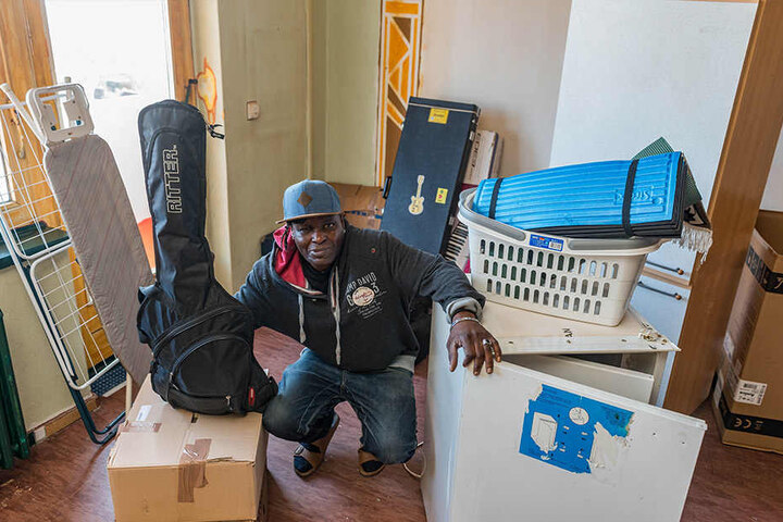 Auch Bewohner Roberto Vitorino Guianhela (52) hat noch keine neue Wohnung gefunden.
