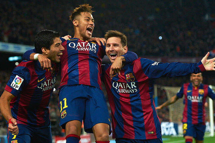 Jubel-Szenen aus vergangenen Barca-Tagen. Luis Suarez, Neymar und Lionel Messi waren drei Jahre lang das Sturm-Trio der Katalanen.
